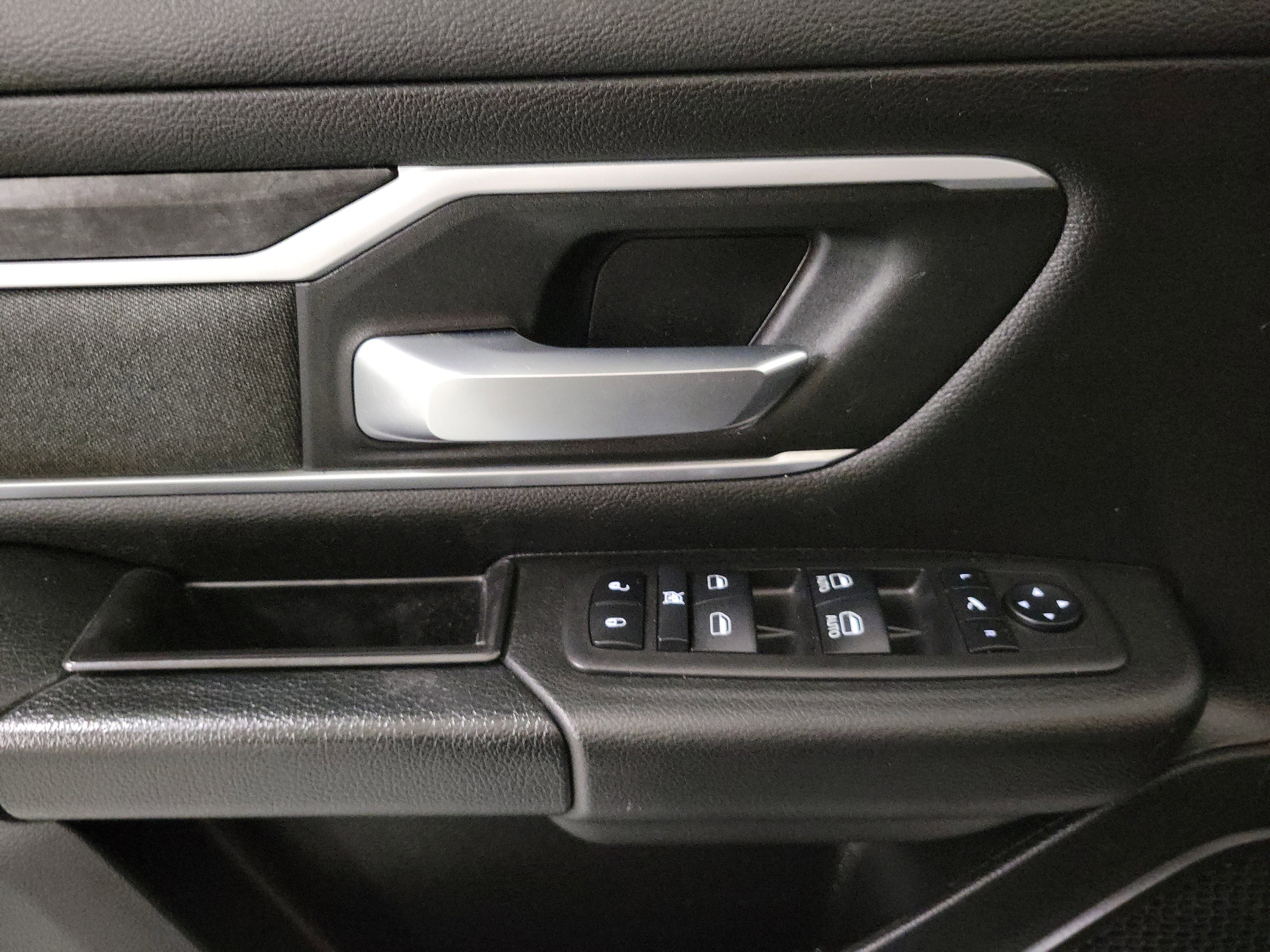 Used 2023 RAM 1500 Big Horn image 24