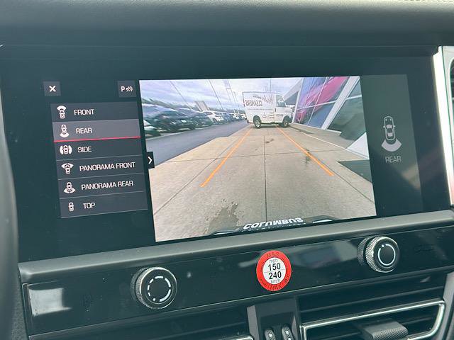 Used 2022 Porsche Macan S image 30