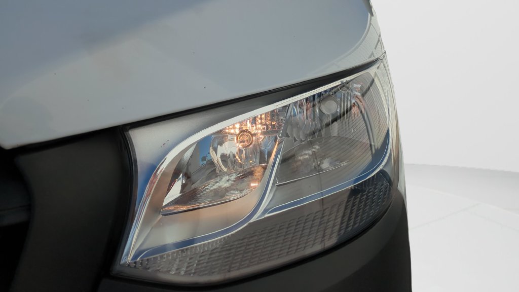 Used 2025 Mercedes-Benz Sprinter 2500 image 22