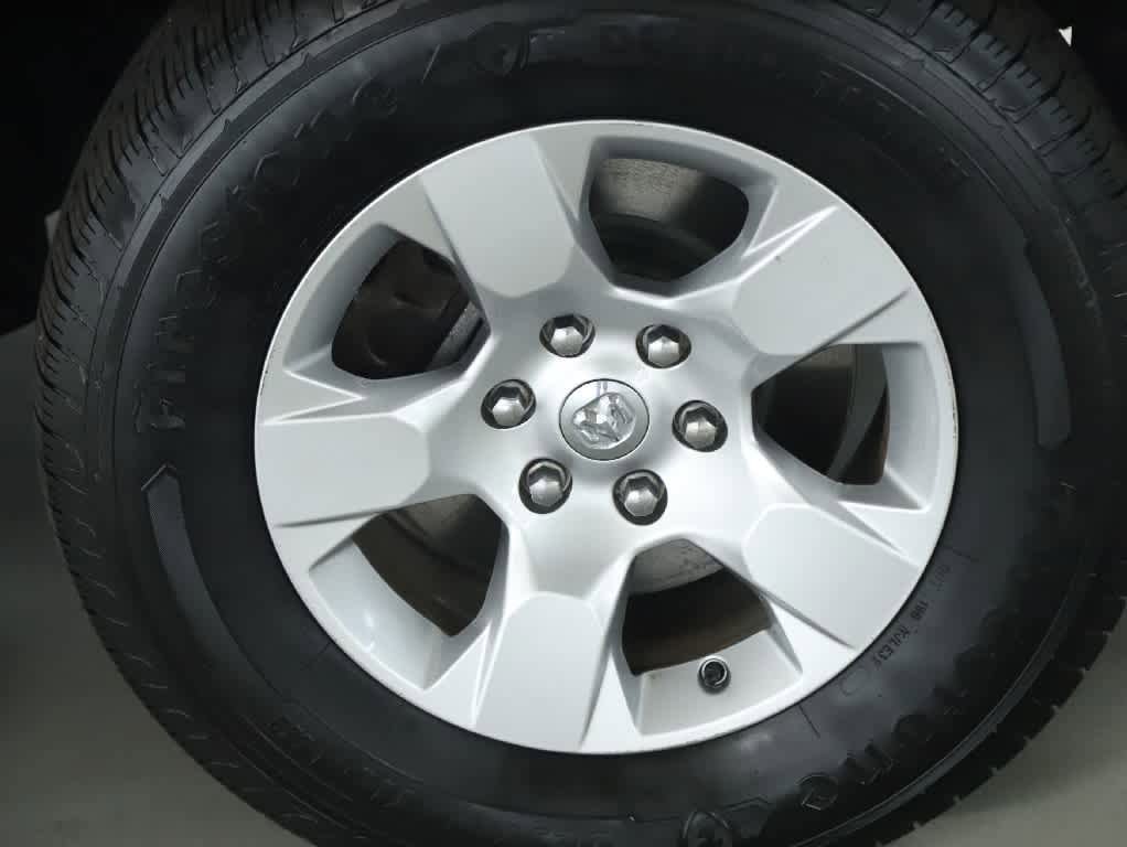Used 2020 RAM 1500 Big Horn AWD/4WD image 10