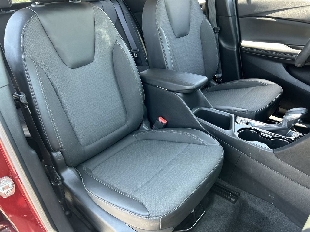 Used 2023 Buick Encore GX Select w/ Safety Package II FWD image 28