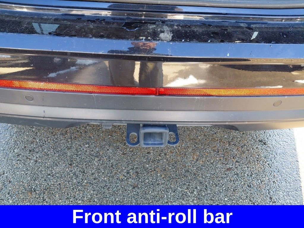 Used 2025 Volkswagen Atlas SE image 16