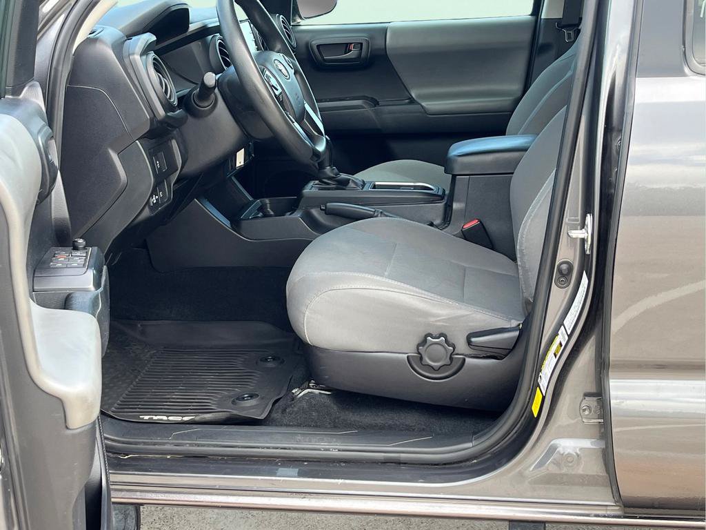 Used 2020 Toyota Tacoma SR w/ SR Convenience Package RWD image 10