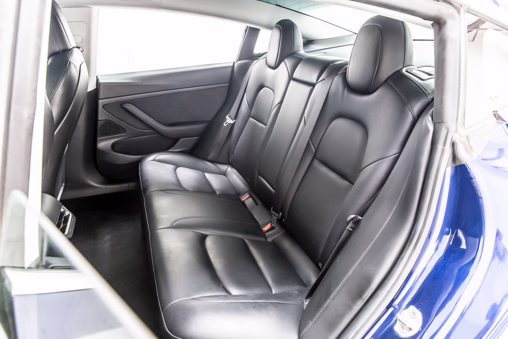 Used 2020 Tesla Model 3 Standard Range Plus RWD image 32