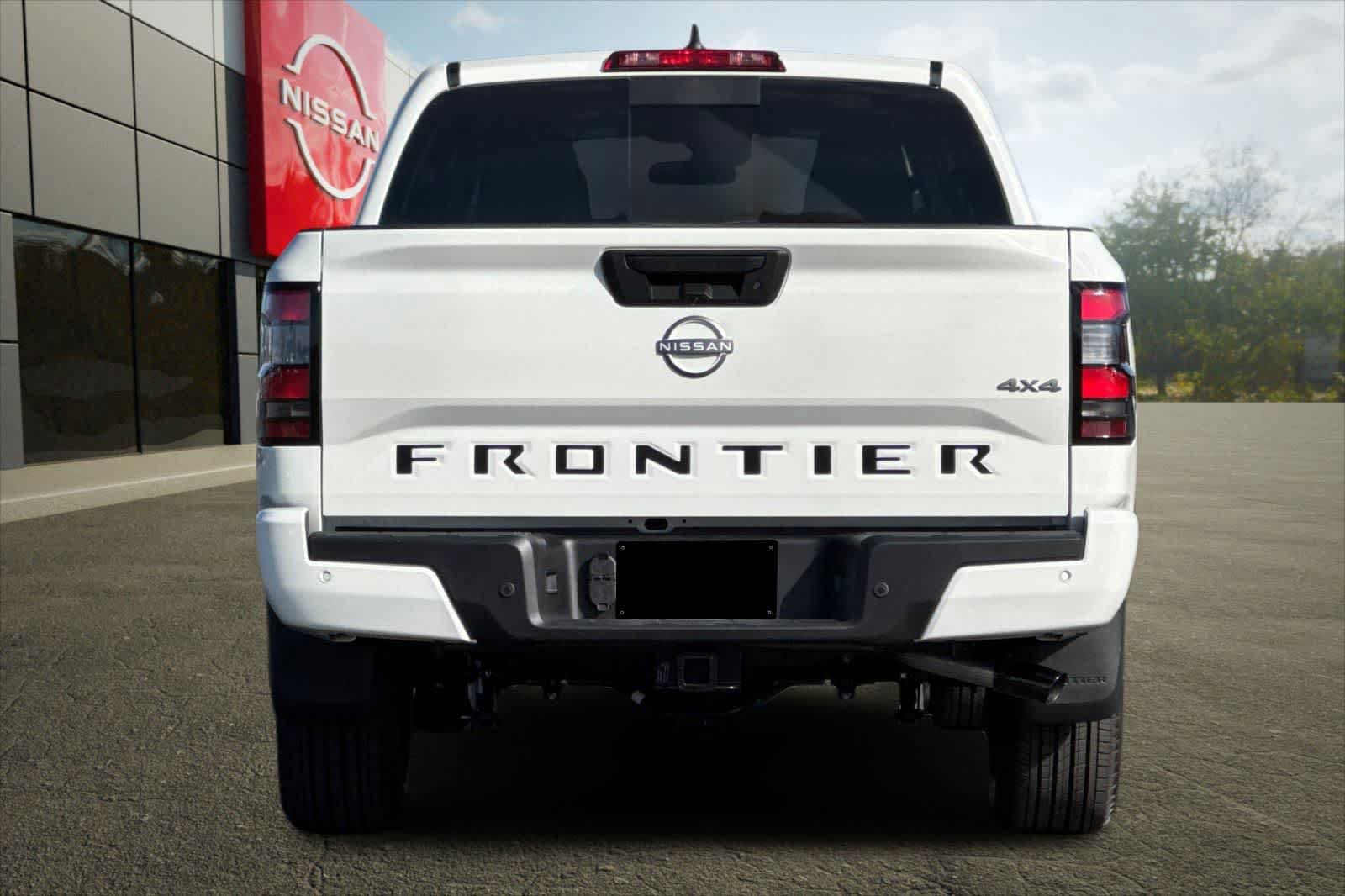 New 2026 Nissan Frontier SV w/ Tow Package AWD/4WD image 8