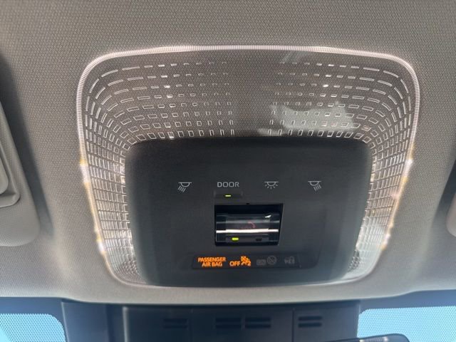 Used 2025 Toyota Prius Plug-In Hybrid w/ Limited Premium Package FWD image 37