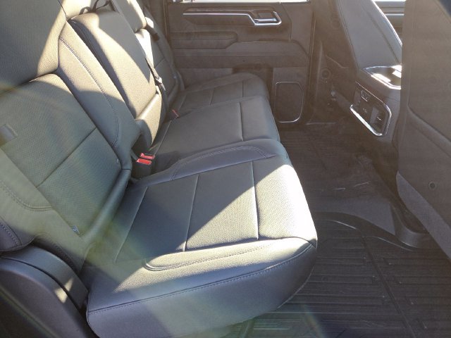 New 2025 GMC Sierra 2500 SLT w/ SLT Premium Package AWD/4WD image 30