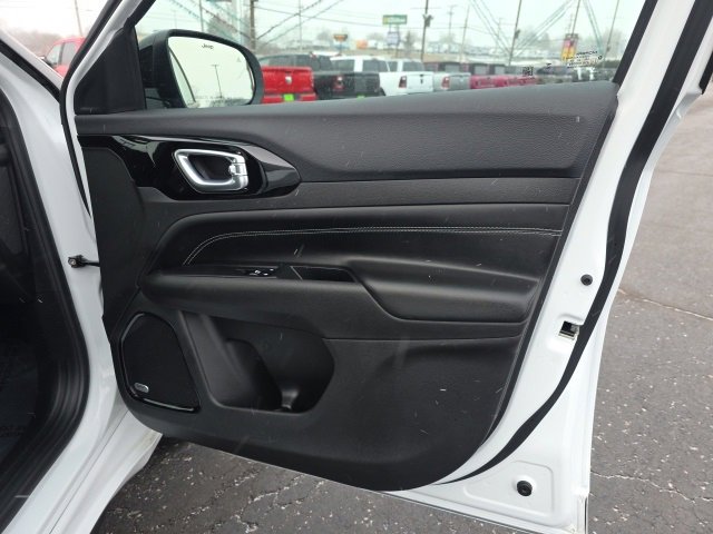 Used 2024 Jeep Compass Limited w/ Driver Assist Group I image 40