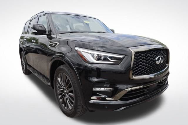 Used 2024 INFINITI QX80 Sensory image 2