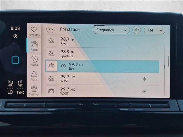 Used 2025 Volkswagen Atlas SE FWD image 13