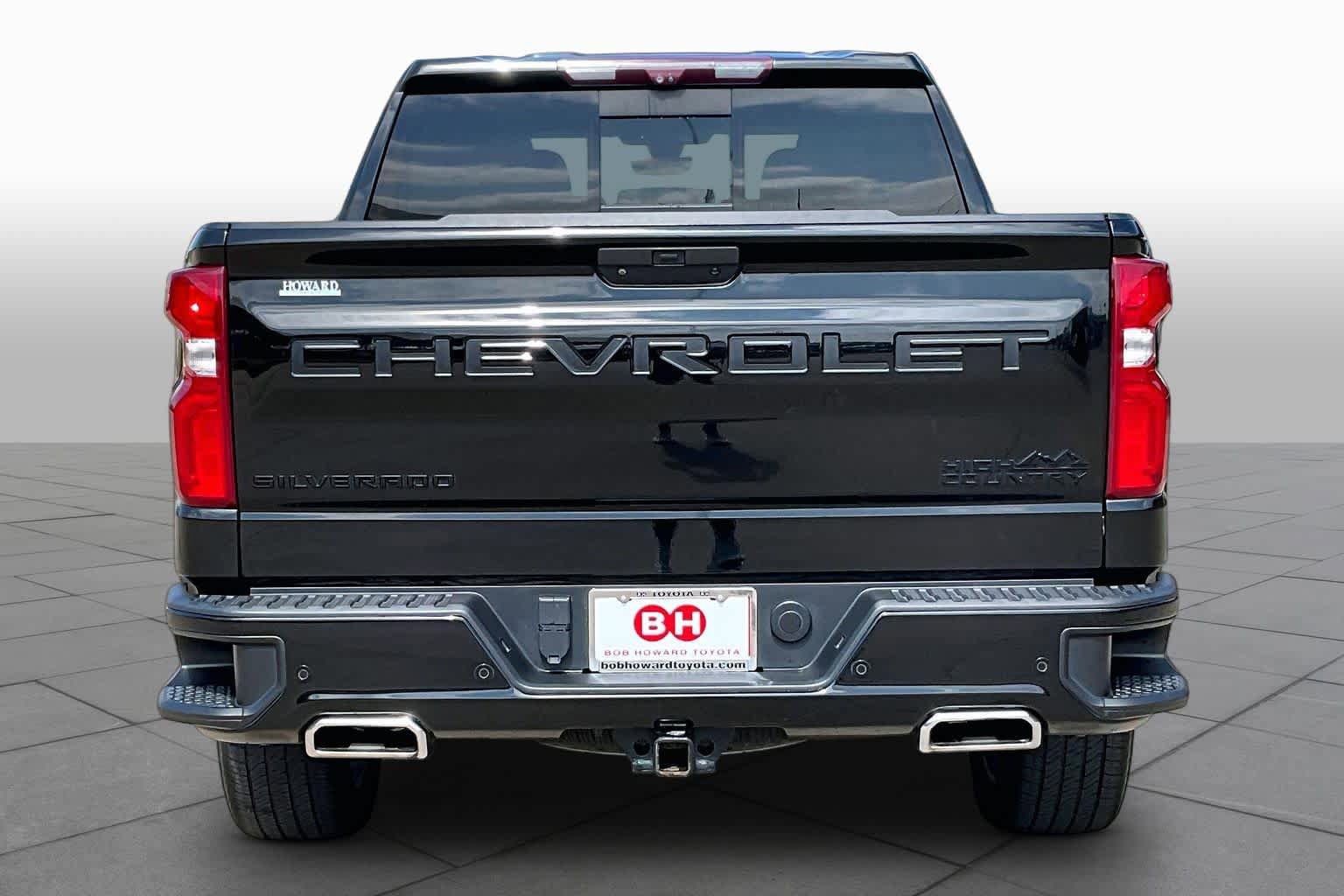 Used 2022 Chevrolet Silverado 1500 High Country w/ Technology Package AWD/4WD image 5