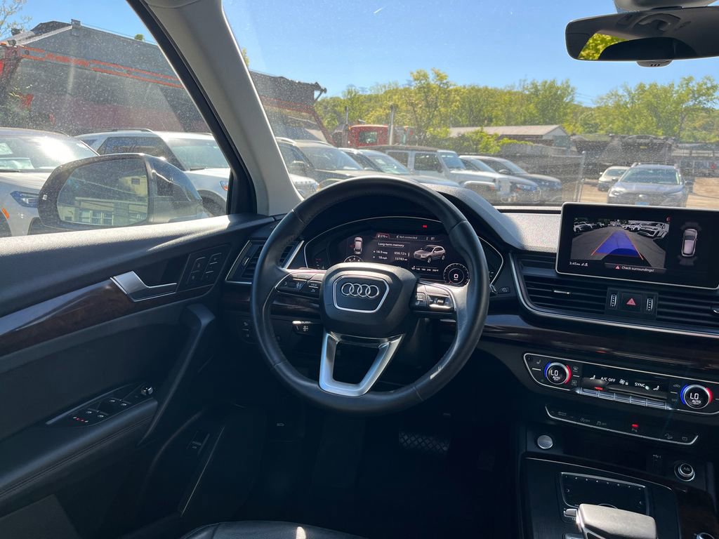 Used 2020 Audi Q5 2.0T Premium Plus w/ Premium Plus Package AWD/4WD image 23