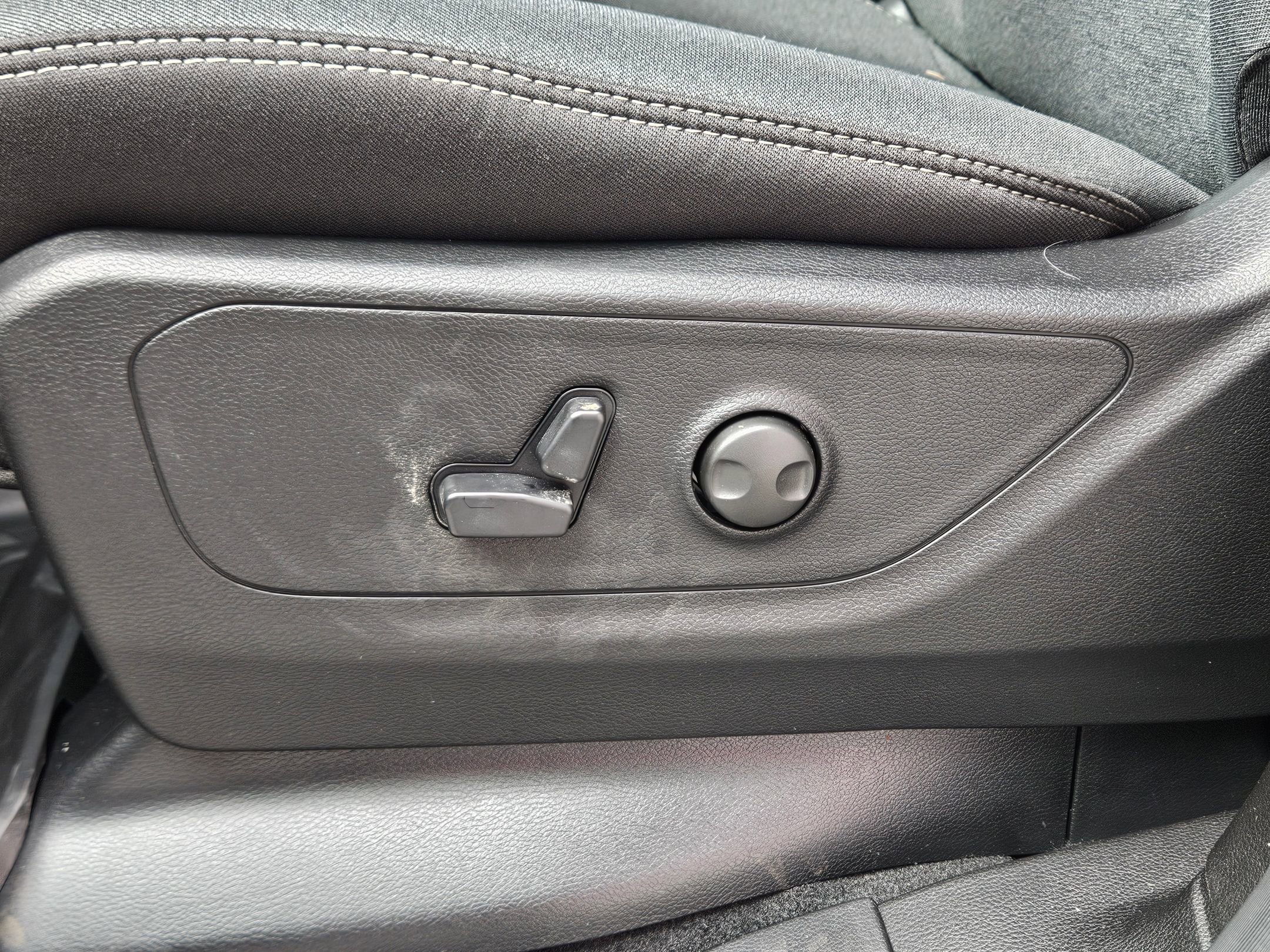 New 2026 RAM 1500 Big Horn w/ Night Edition image 18