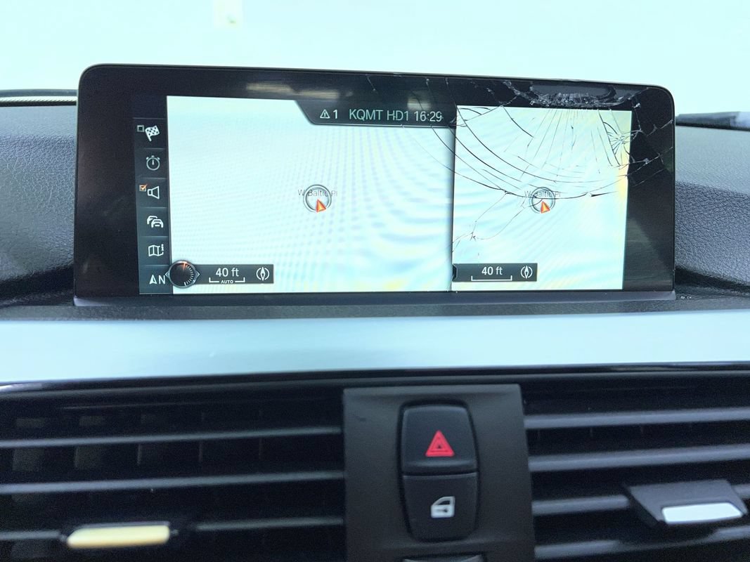 Used 2017 BMW 320i Sedan RWD image 22