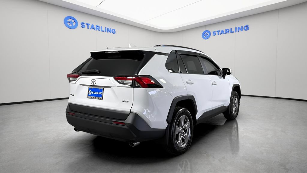Used 2025 Toyota RAV4 XLE w/ Convenience Package FWD image 8