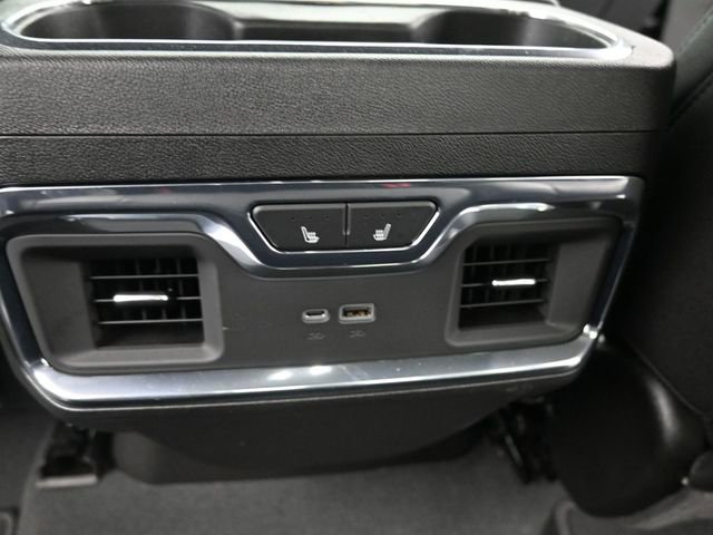 Used 2025 GMC Sierra 3500 SLT w/ SLT Convenience Package image 17