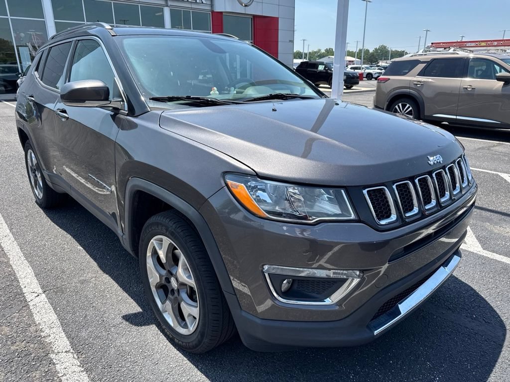 Used 2018 Jeep Compass Limited AWD/4WD image 3