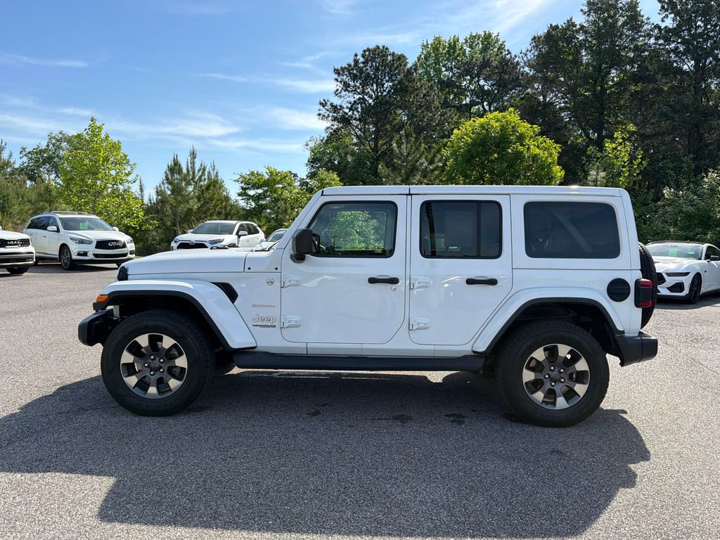 Used 2018 Jeep Wrangler Unlimited Sahara AWD/4WD image 13