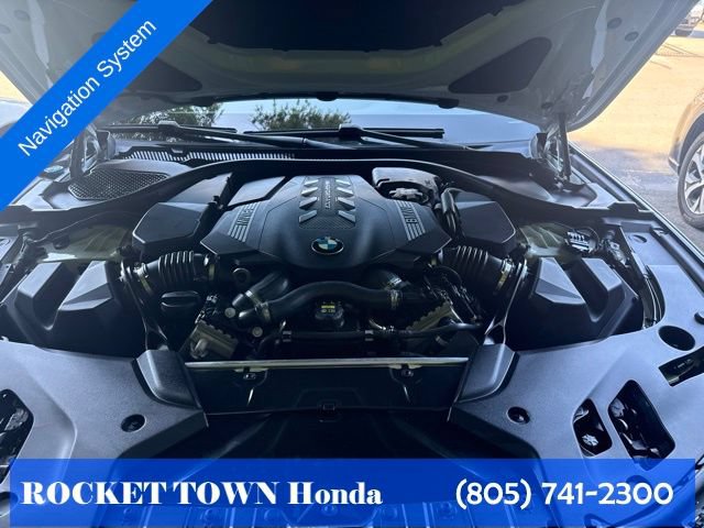 Used 2021 BMW M550i xDrive w/ Executive Package AWD/4WD image 48