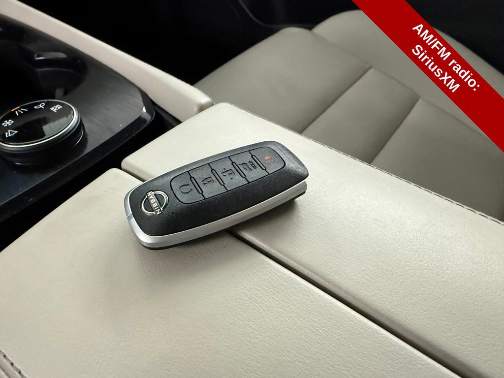 Used 2023 Nissan Rogue SL w/ SL Premium Package image 29