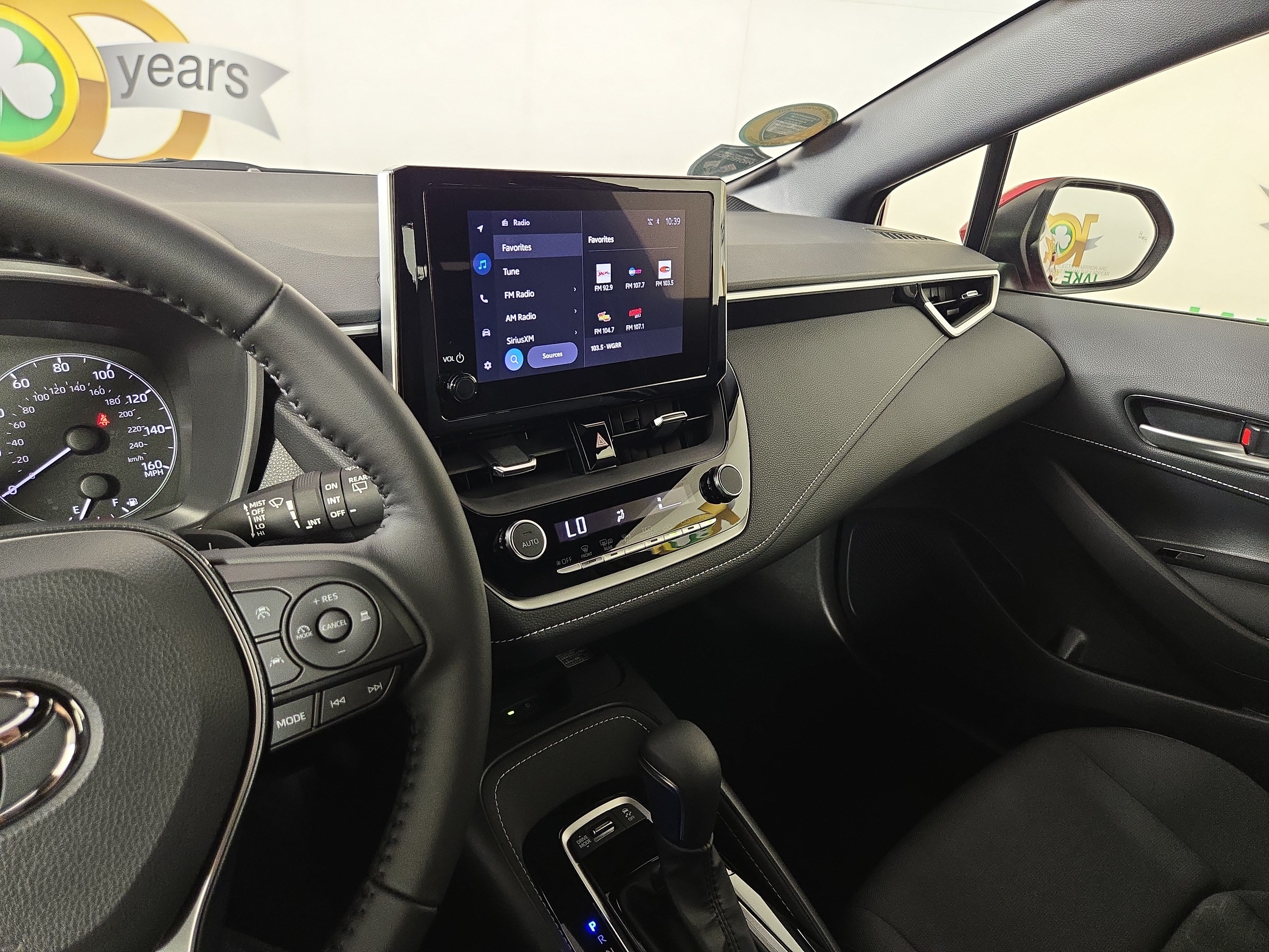 Used 2025 Toyota Corolla SE w/ SE Package FWD image 23