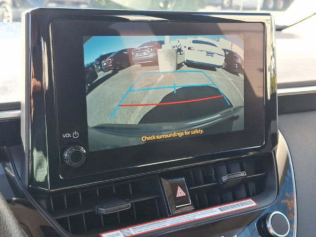 Used 2026 Toyota Corolla LE FWD image 17