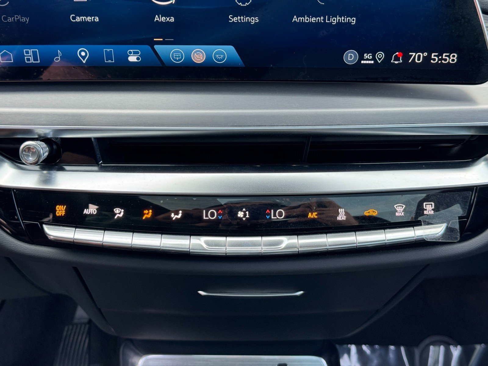 Used 2025 Cadillac Lyriq Luxury image 31