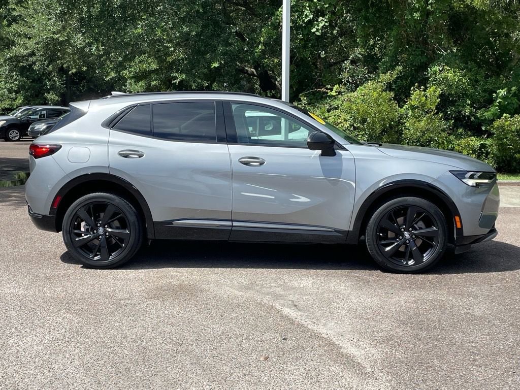 Used 2023 Buick Envision Preferred image 2