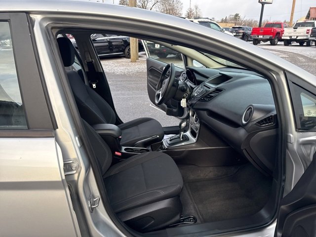 Used 2016 Ford Fiesta SE w/ Cold Weather Package image 13