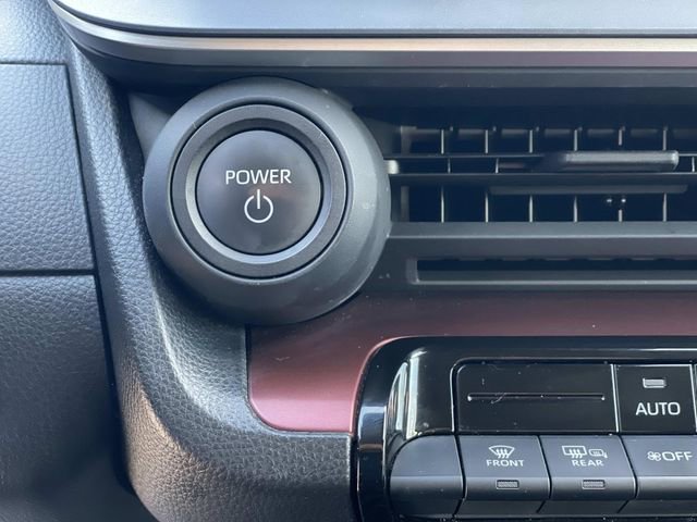 Used 2023 Toyota Prius Prime SE image 16