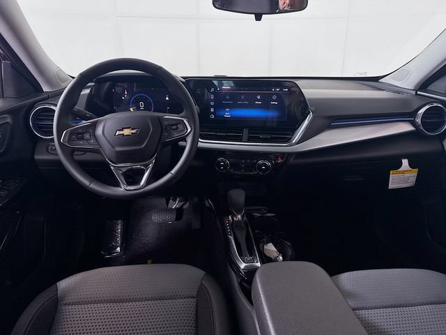 New 2026 Chevrolet Trax LT w/ LT Convenience Package FWD image 24
