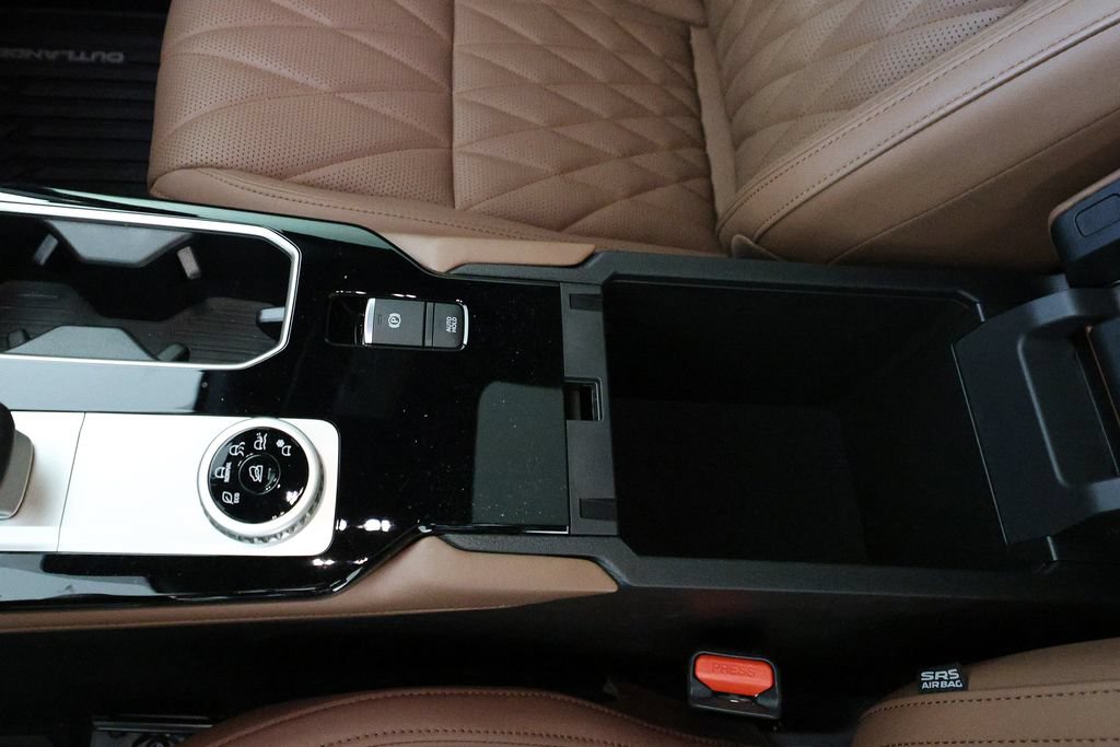 Used 2025 Mitsubishi Outlander SEL FWD image 41