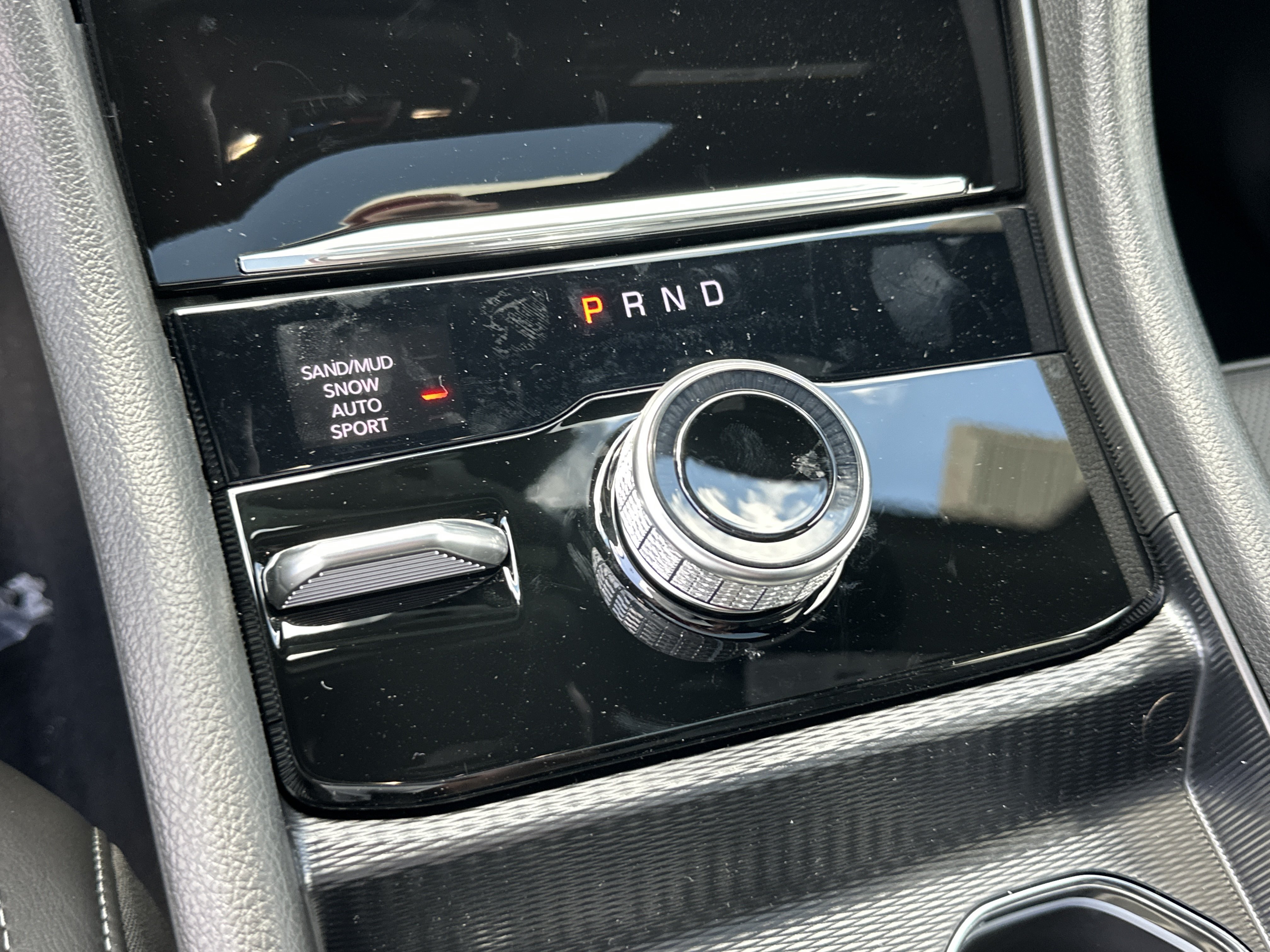 New 2027 Jeep Grand Cherokee Limited AWD/4WD image 5