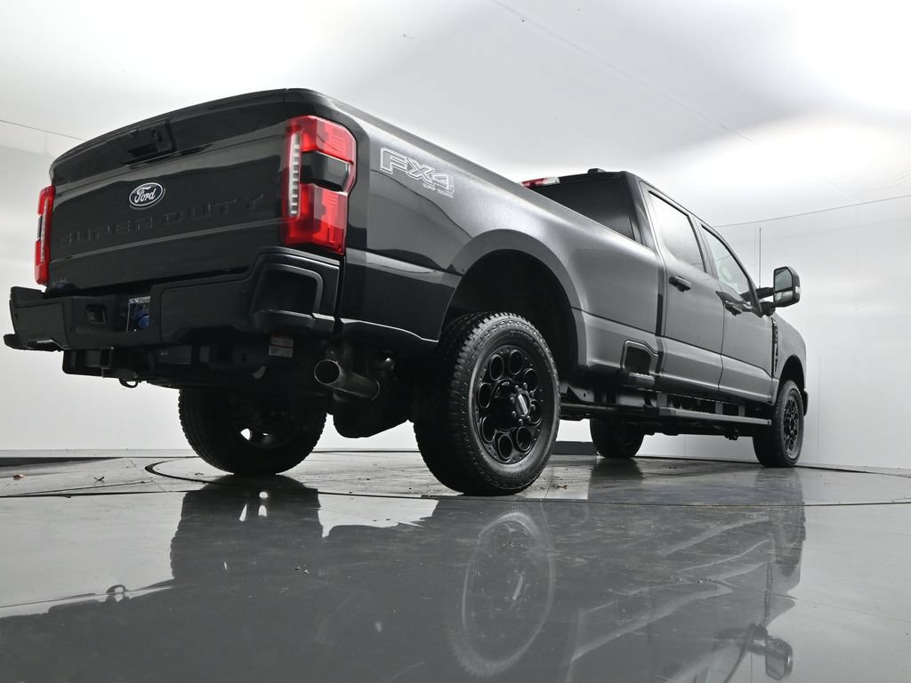 New 2027 Ford F350 Lariat w/ Black Appearance Package AWD/4WD image 52