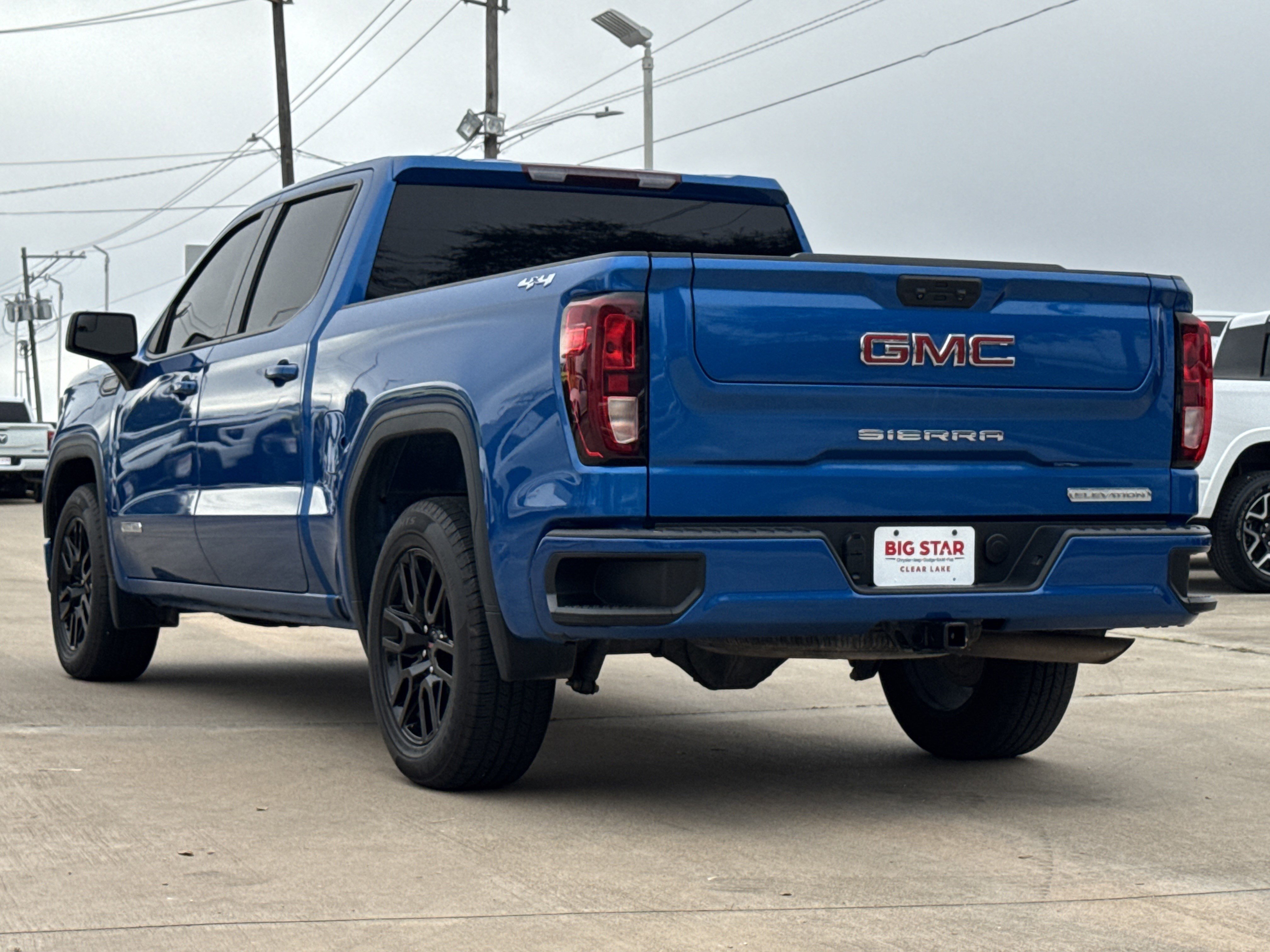 Used 2022 GMC Sierra 1500 Elevation image 41