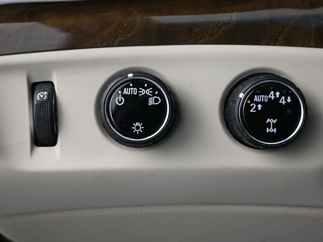 Used 2019 Cadillac Escalade Luxury image 16