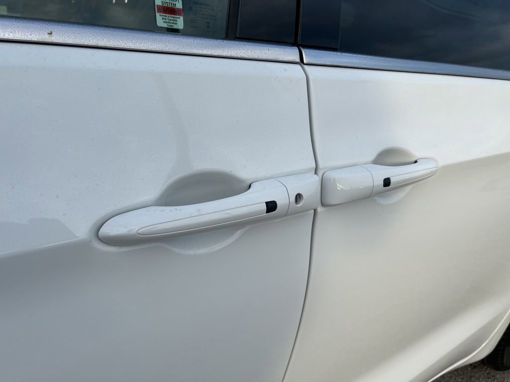 New 2026 Chrysler Pacifica Select image 20