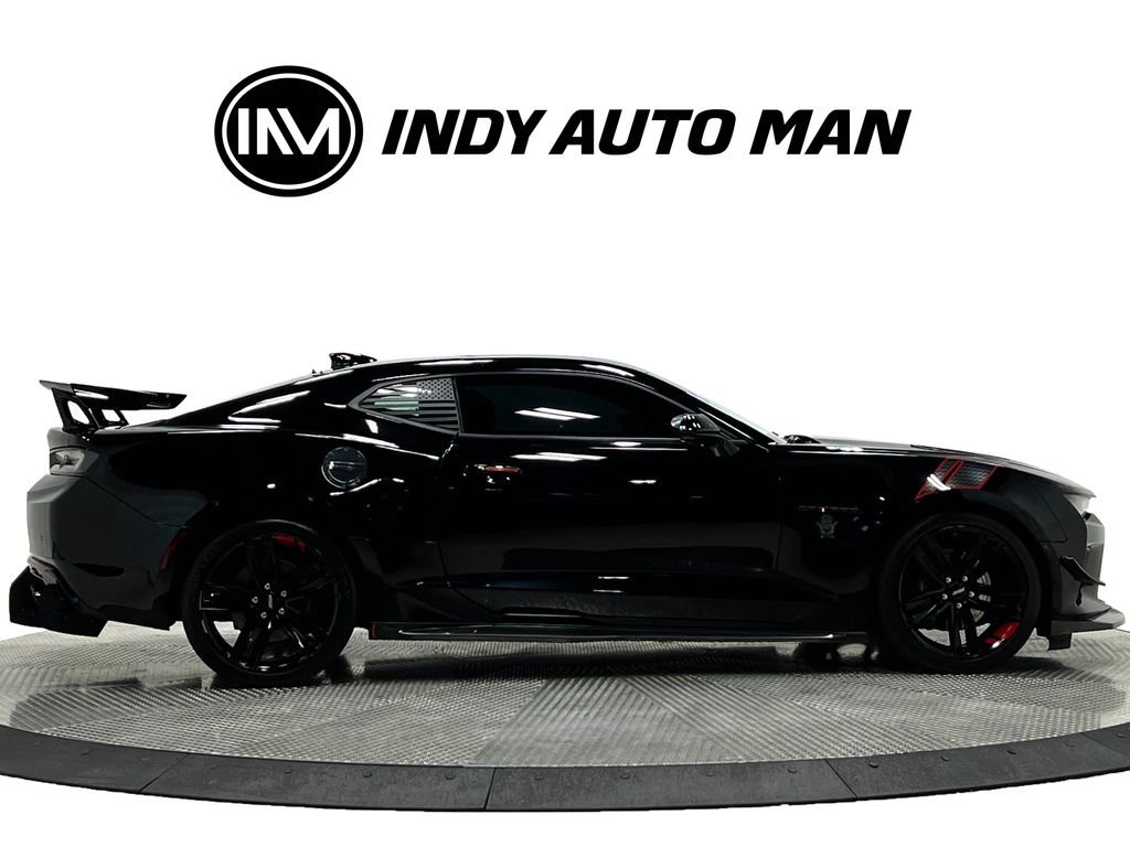 Used 2018 Chevrolet Camaro SS w/ Redline Edition RWD image 3