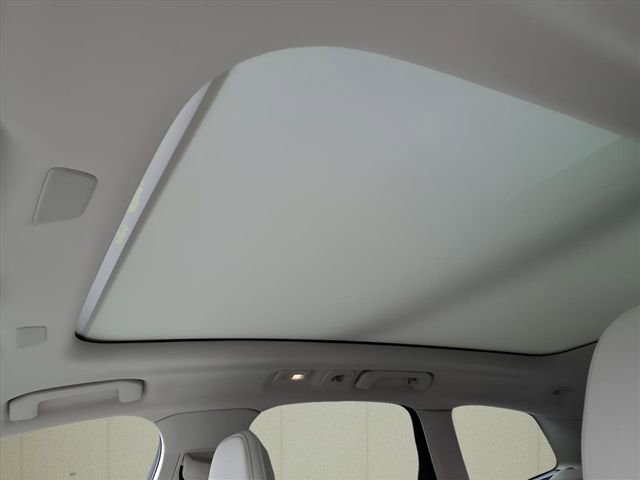 New 2026 Volvo XC60 B5 Ultra w/ Protection Package Premier image 14