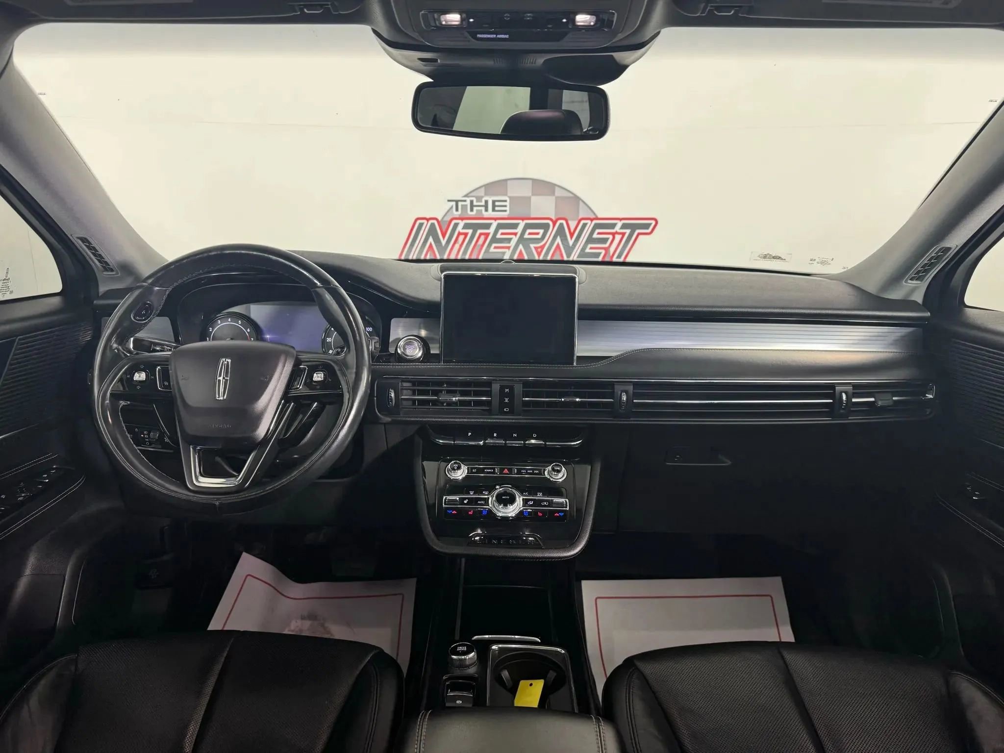 Used 2020 Lincoln Corsair AWD image 11