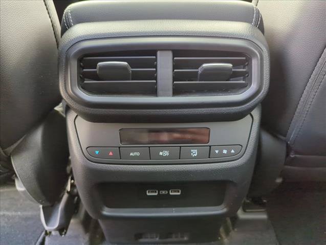 Used 2023 Honda Pilot Touring image 22