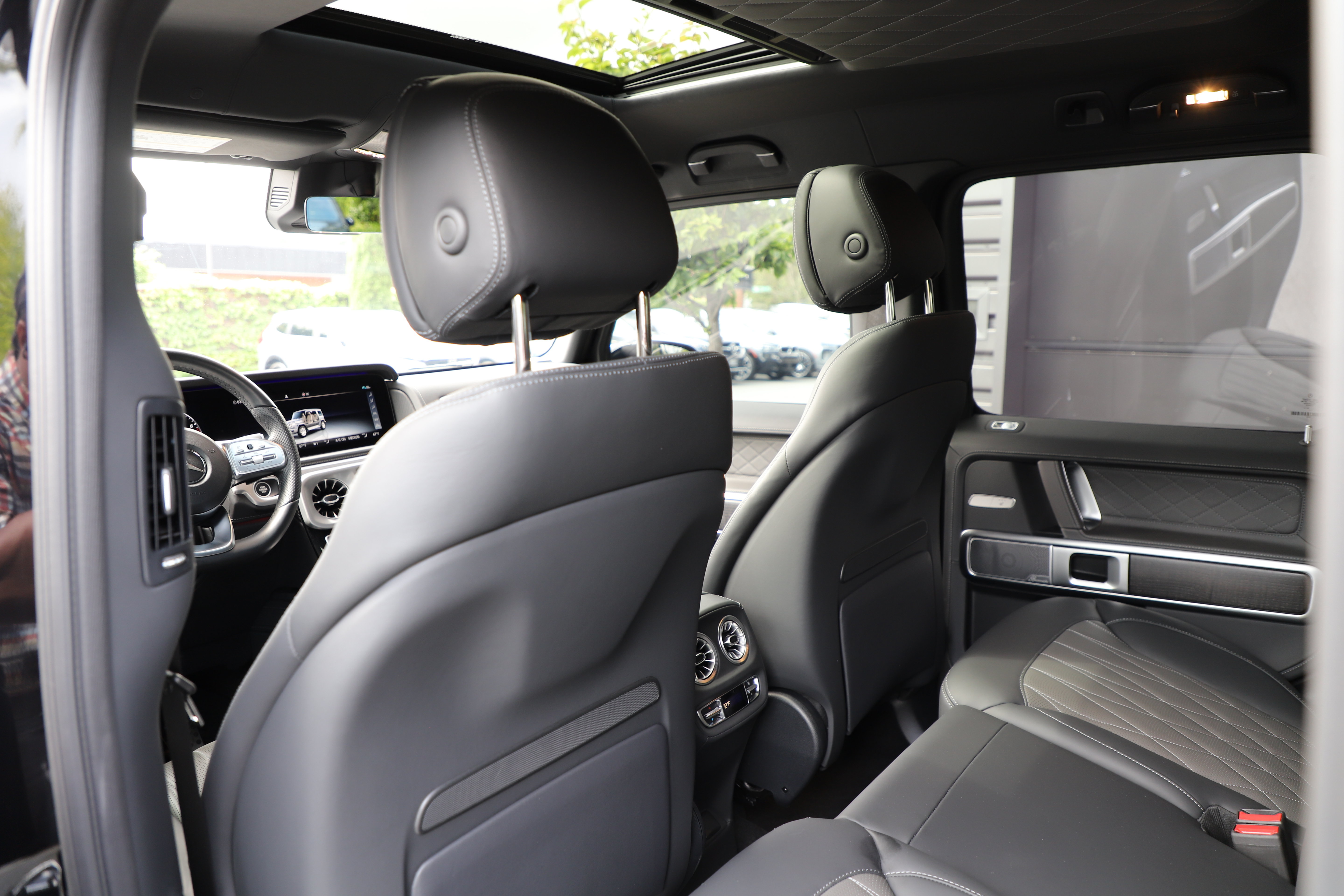 Used 2024 Mercedes-Benz G 550 image 13
