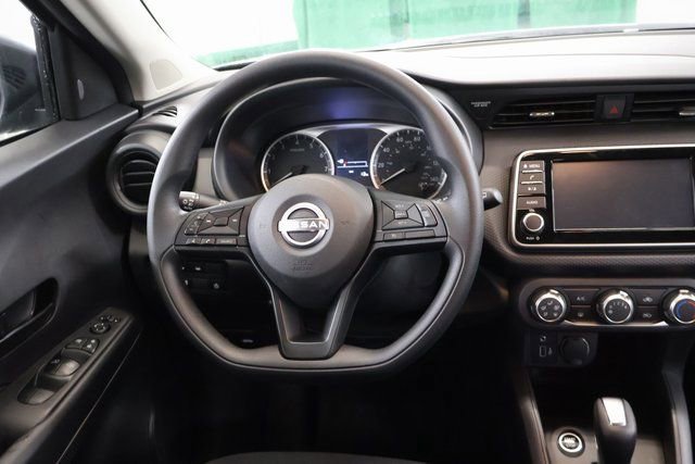 New 2025 Nissan Kicks Play S image 13