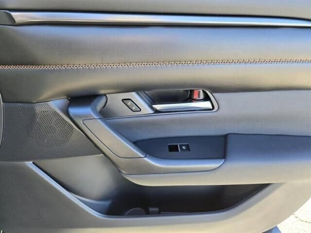 Used 2025 MAZDA CX-50 AWD 2.5 S w/ Premium Plus Pkg image 23