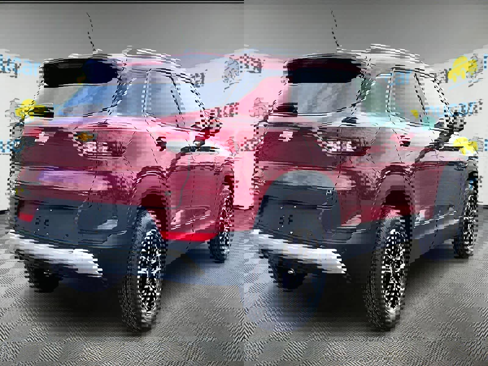 Used 2025 Chevrolet TrailBlazer LT w/ Convenience Package AWD/4WD image 6