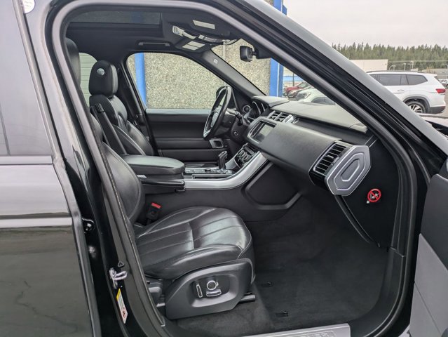 Used 2016 Land Rover Range Rover Sport HSE image 29