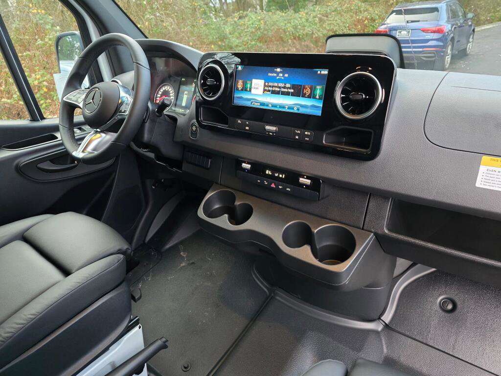 New 2025 Mercedes-Benz Sprinter 2500 image 20