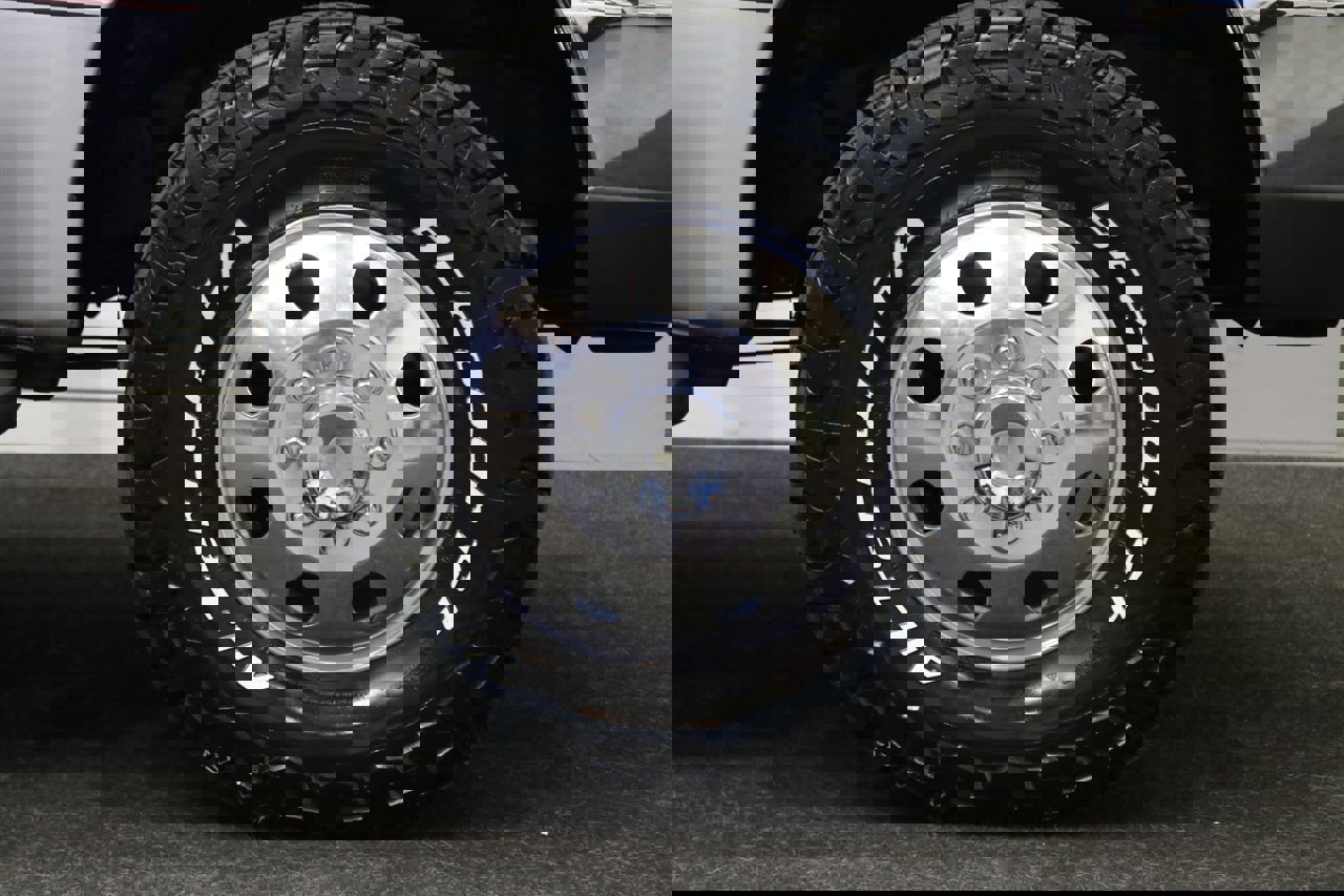 Used 2000 Ford F350 XLT image 58