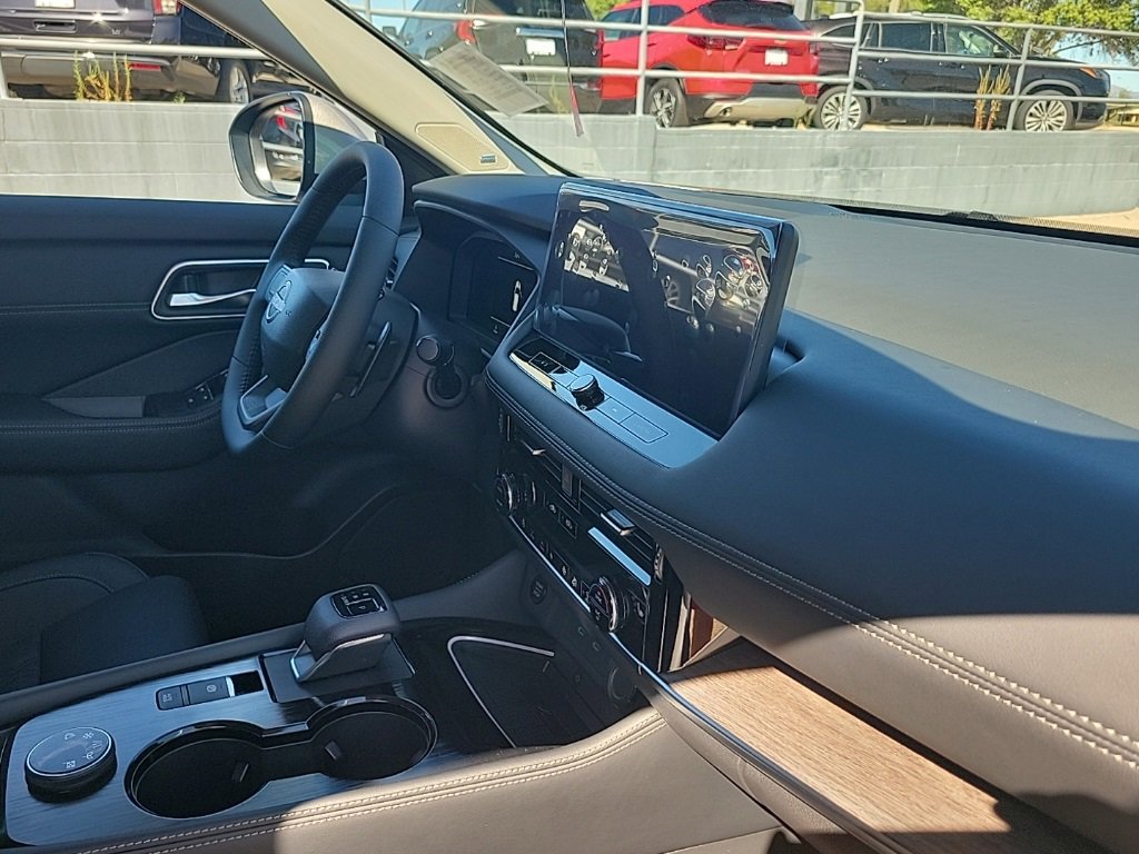 New 2026 Nissan Rogue SV image 42