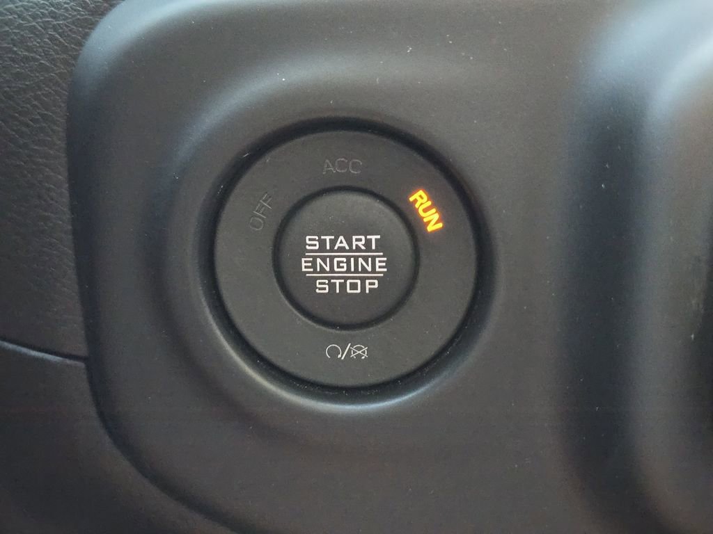 Used 2023 Jeep Wrangler Unlimited image 25